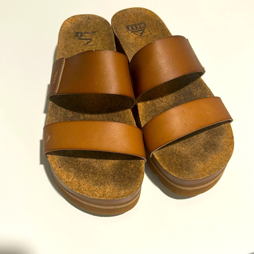 REEF Cushion Vista High